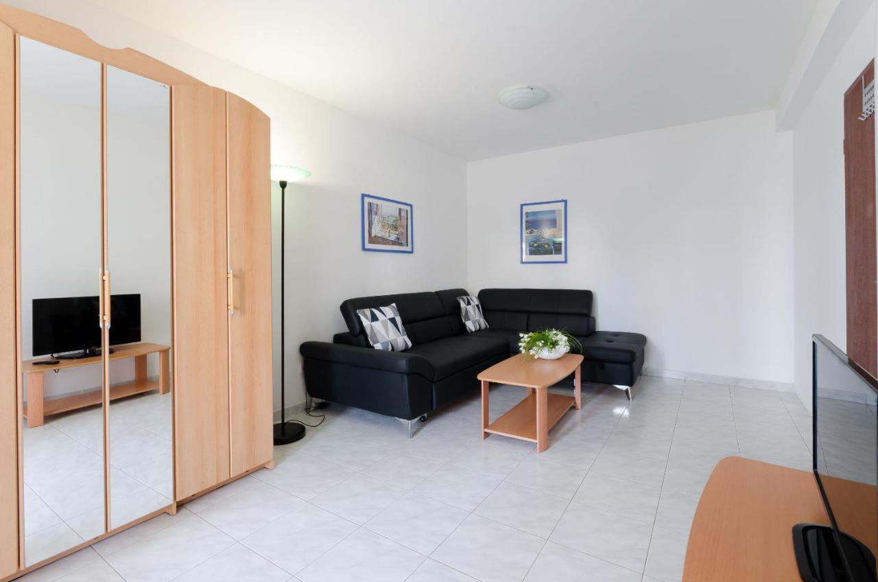 Apartments Gloria Vrsar Zewnętrze zdjęcie