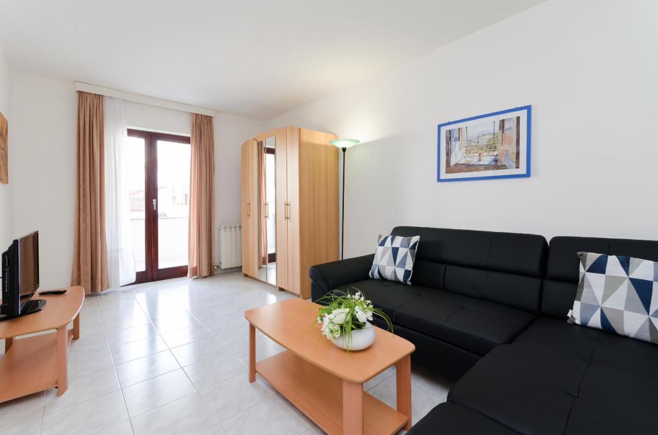 Apartments Gloria Vrsar Zewnętrze zdjęcie