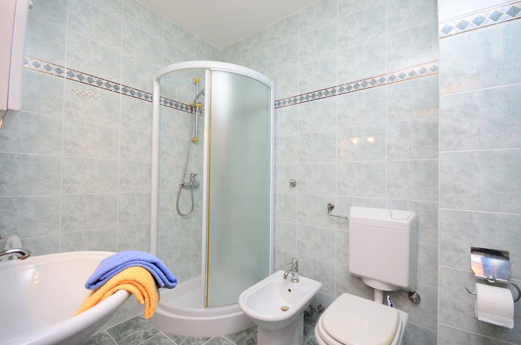 Apartments Gloria Vrsar Zewnętrze zdjęcie