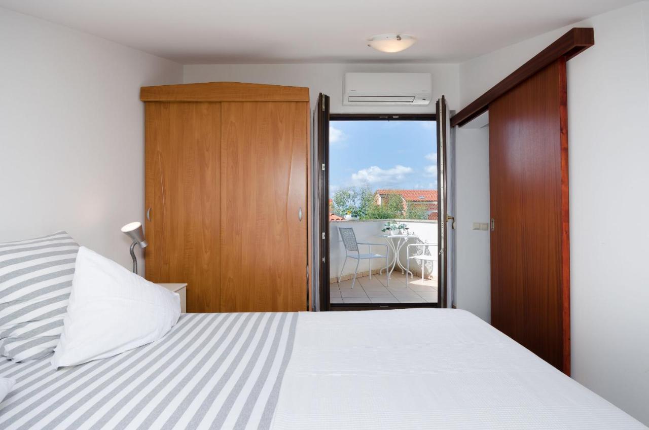 Apartments Gloria Vrsar Zewnętrze zdjęcie